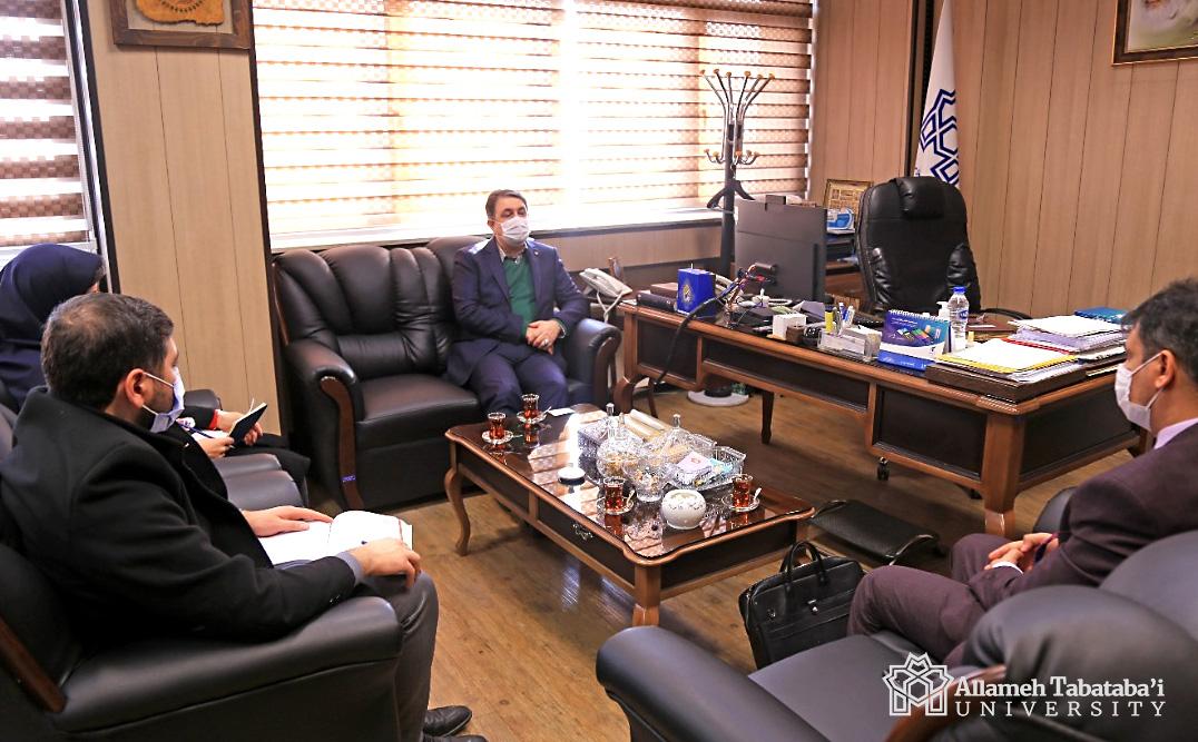 Salimi meets Cultural Counsellor of Iraq Embassy in Tehran