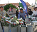 استقبال هیئت‌رئیسه دانشگاه علامه طباطبائی از دانشجویان با اهدای گل