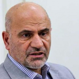 فرشاد مومنی