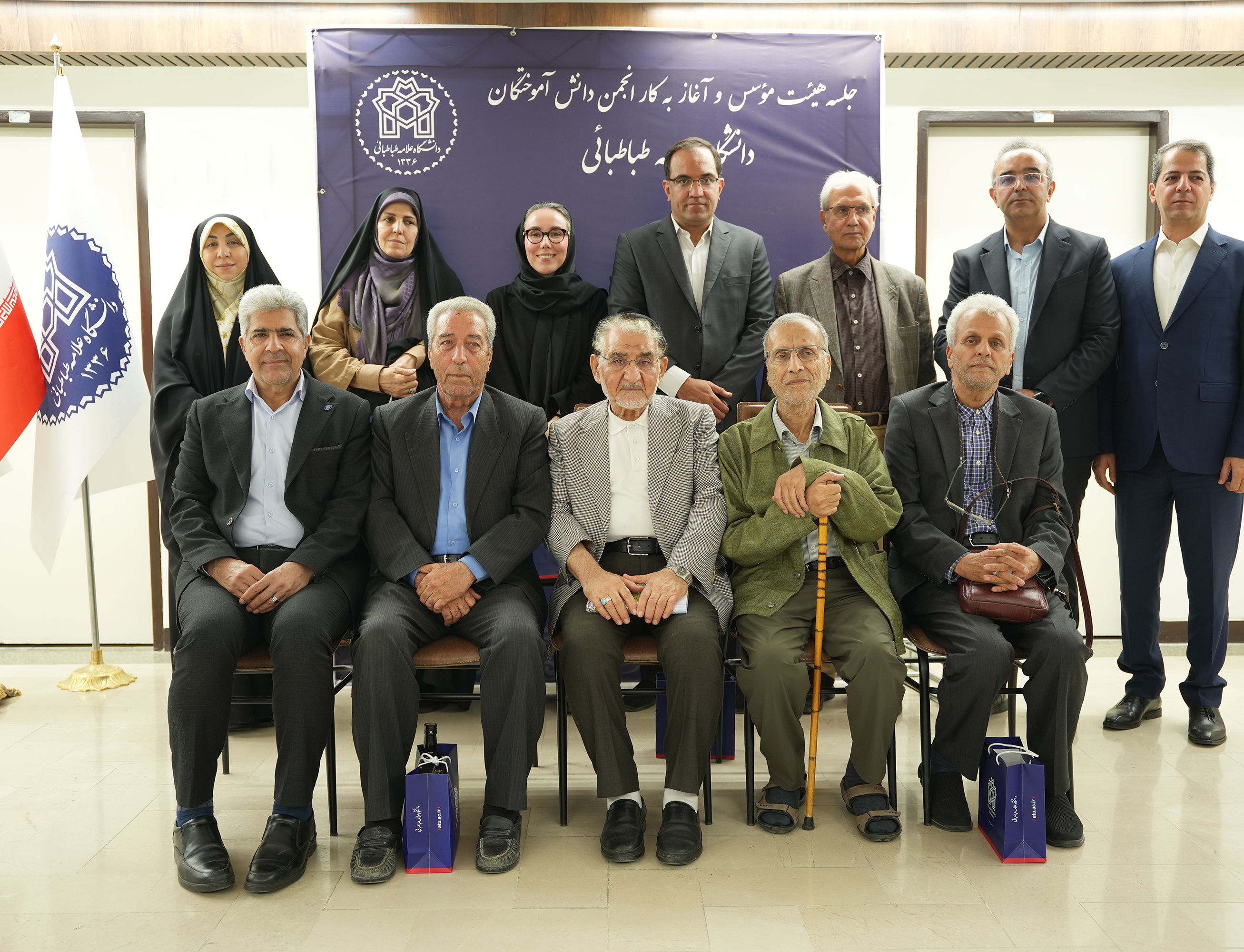 انجمن دانش‌آموختگان؛ حلقه پیوند «تجربه پیشکسوتان» «نوآوری نسل جوان» دانشگاه علامه طباطبائی