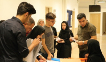 استقبال فعالان فرهنگی از دانشجویان نو ورودی دانشگاه علامه طباطبائی 