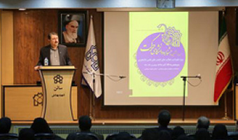 تقدیر ازبرگزیدگان مرحله دانشگاهی انجمن های علمی دانشجویی با حضور رئیس دانشگاه 