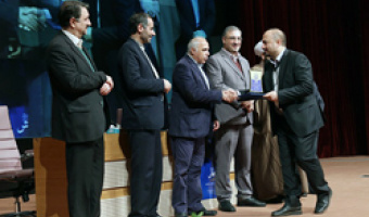 تقدیر از استادان برگزیده پژوهشی دانشگاه در مراسم بزرگداشت هفته پژوهش