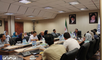 دکتر سلیمی در نشست با فارسی‌آموزان خارجی: آمادۀ تاسیس مرکز فعالیت‌های دانشگاهی مشترک با دانشگاه‌های ازبکستان هستیم