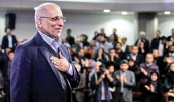 در آیین نکوداشت اعضای هیئت علمی نمونه کشوری؛ خانیکی: استاد دانشگاه باید قدرت ارتباطی داشته باشد و بتواند با جامعه، مدیران و شهروندان ارتباط برقرار کند
