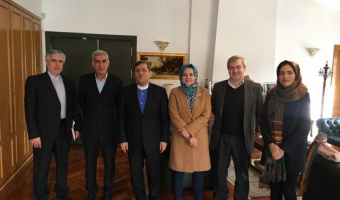 نشست مسئولان مرکز خیام با سفیر و رایزن فرهنگی جمهوری اسلامی ایران در اسپانیا برگزار شد