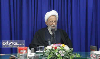 آیت‌الله مصباح‌یزدی در دیدار استادان دانشگاه: علامه‌طباطبائی محور معرفت اسلامی در حوزه و دانشگاه است