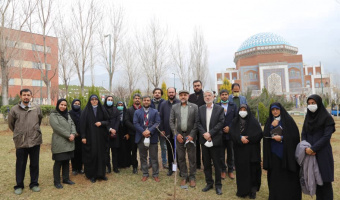 غرس نهال در پردیس مرکزی دانشگاه علامه طباطبائی به یاد شهدای دانشگاه