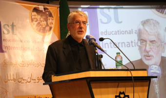 همه دشمنی ها با جمهوری اسلامی به این دلیل است که می‌خواهد روی پای خود بایستد