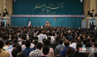 حضور جمعی از دانشجویان دانشگاه علامه طباطبائی در دیدار رهبر انقلاب اسلامی با فعالان دانشجویی