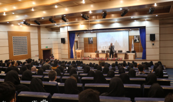 تحصیل عنصر مهمی برای موفقیت است اما کافی نیست