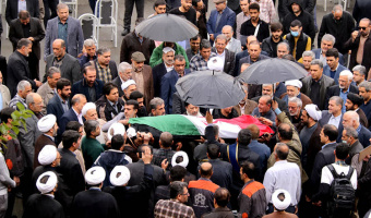 «استاد» را زیر گریه‌های آسمان بدرقه کردیم/ بغض آسمان شکست