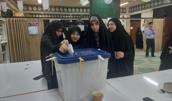 حضور دانشگاهیان دانشگاه علامه‌طباطبائی پای صندوق رای