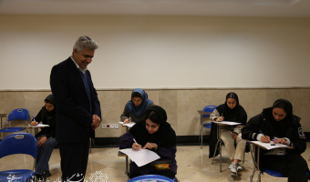 بازدید سرپرست دانشگاه علامه‌طباطبائی از روند برگزاری امتحان‌های نیم‌سال اول تحصیلی ۱۴۰۴-۱۴۰۳