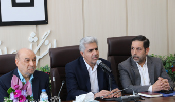 معلمی فروتن و وقف آیندگان