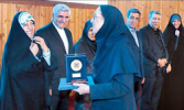 استاد دانشگاه علامه طباطبائی موفق به کسب اولین جایزه «زنان در علم» شد