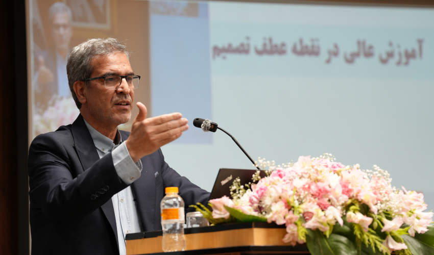 آموزش عالی باید هوشمند، مهارت‌محور و در خدمت جامعه باشد