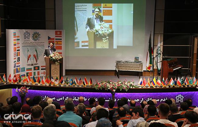 دانشگاه علامه، اولین موسس رشته آموزش زبان فارسی به غیر فارسی زبانان بوده است 