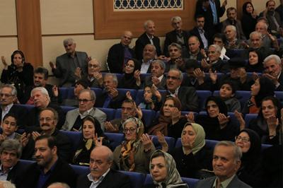 تجلیل از بازنشستگان دانشگاه برگزار شد