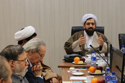 نشست هم اندیشی اعضای هیئت علمی دانشگاه با موضوع تحول علوم انسانی برگزار شد