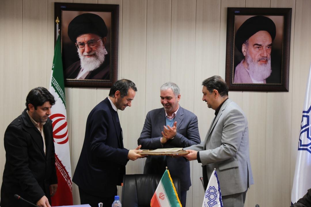 انتصاب دکتر شالچی و تقدیر از دکتر ایرانزاده در معاونت فرهنگی و اجتماعی دانشگاه