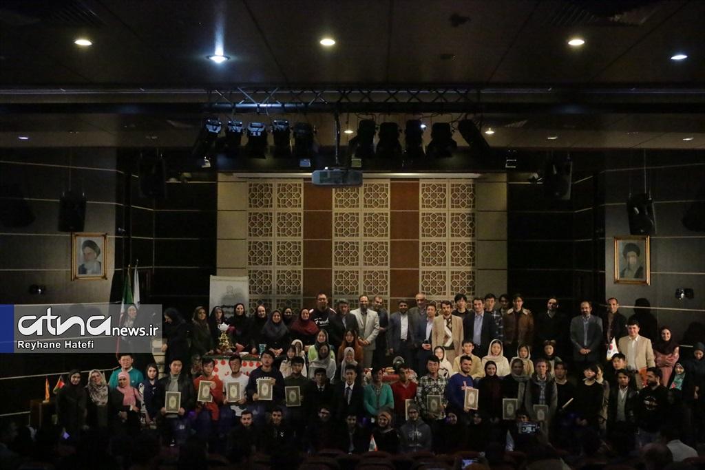 رئیس مرکز آزفا دانشگاه علامه‌طباطبائی: زبان فارسی تنها زبان کلاسیک زنده دنیا است