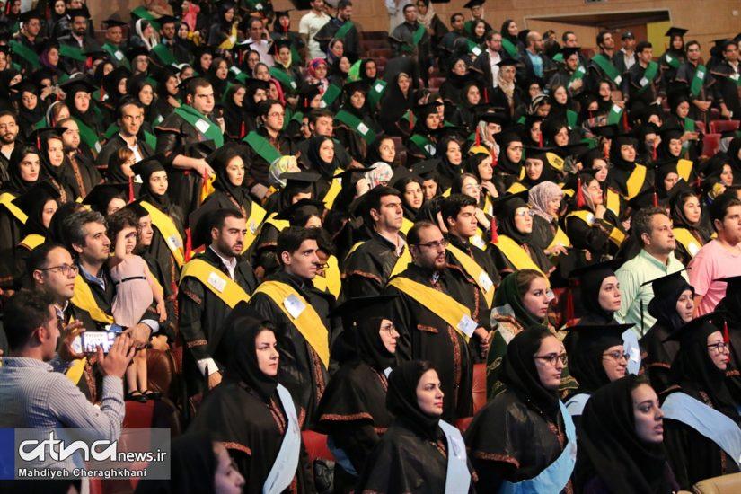 دکتر سلیمی در جمع دانش آموختگان دانشگاه؛  با ابزار عقلانیت، اندیشه و از مسیر گفتگو، سخن بیّن و استدلال مناسب می‌شود جامعه بهتری برساخت