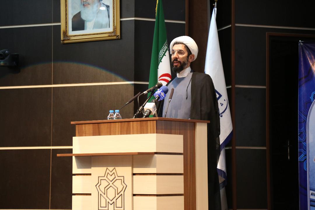 حجت‌الاسلام والمسلمین مصطفی رستمی: دانشگاه علامه طباطبائی به عنوان قله باید به دنبال نوآوری و کشف منابع جدید باشد
