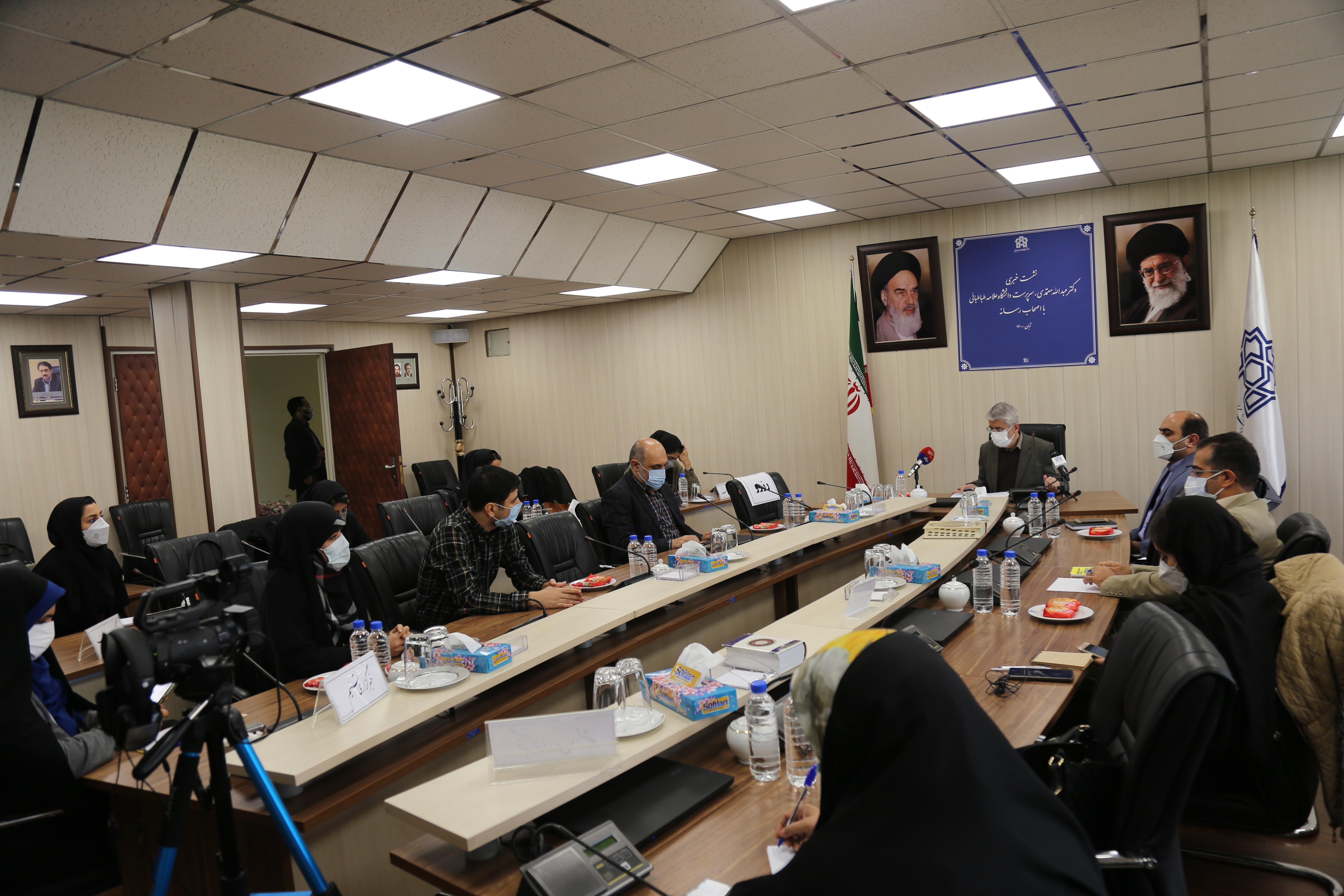 نخستین نشست خبری سرپرست دانشگاه با اصحاب رسانه برگزار شد
