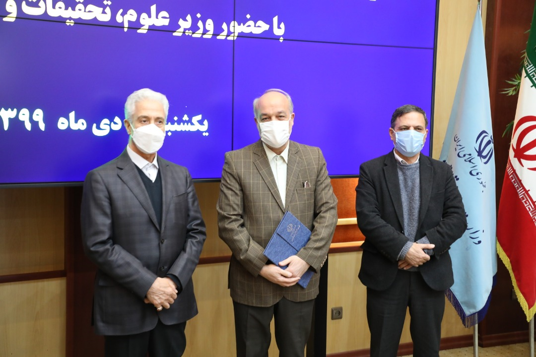 مدیر هسته گزینش دانشگاه علامه طباطبائی مورد تقدیر قرار گرفت
