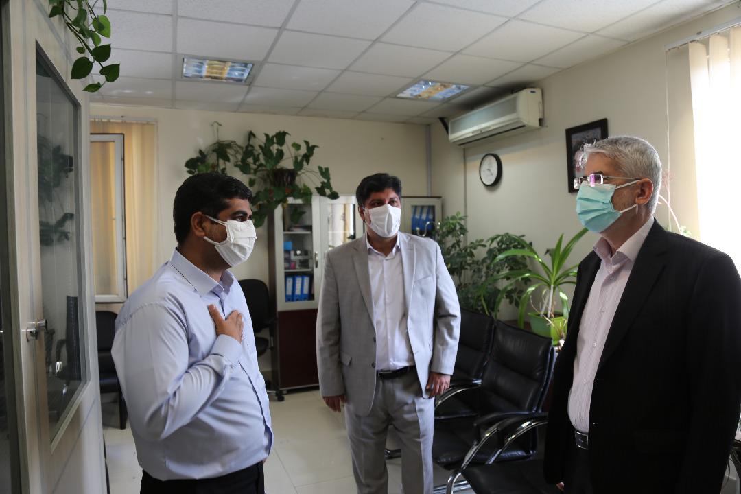 دیدار نوروزی دکتر معتمدی با جمعی از مدیران و کارکنان دانشگاه (عکس)