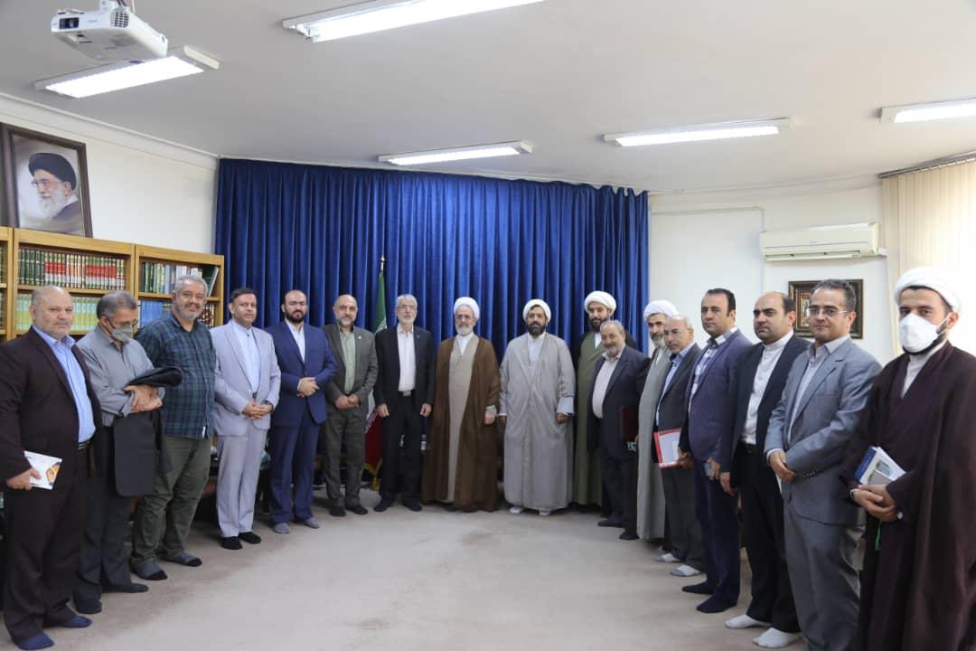 دیدار هیئت رئیسه دانشگاه علامه طباطبائی با مدیر حوزه های علمیه سراسر کشور