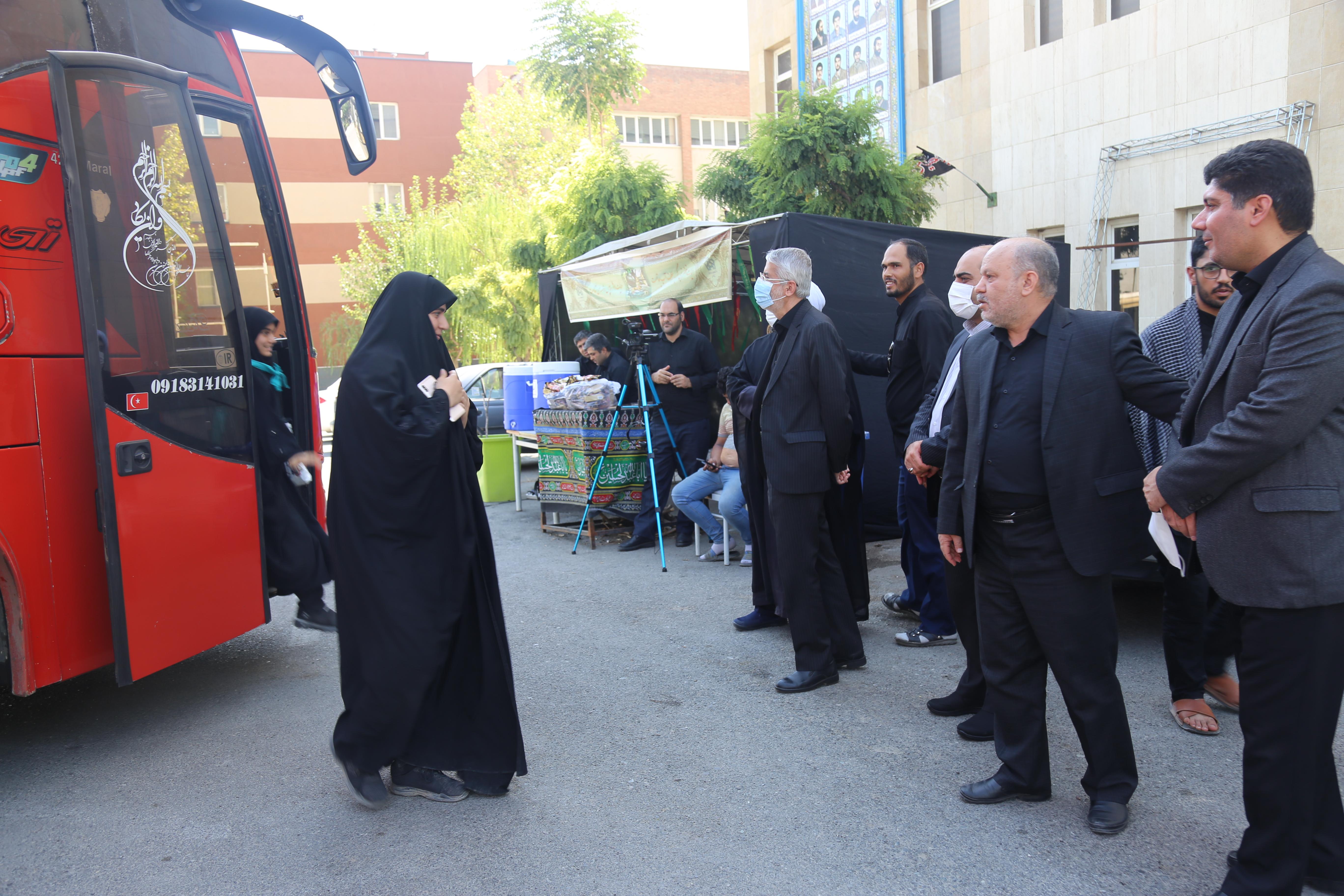 گزارش تصویری/ بازگشت کاروان دانشجویان دانشگاه علامه طباطبائی از پیاده روی اربعین حسینی