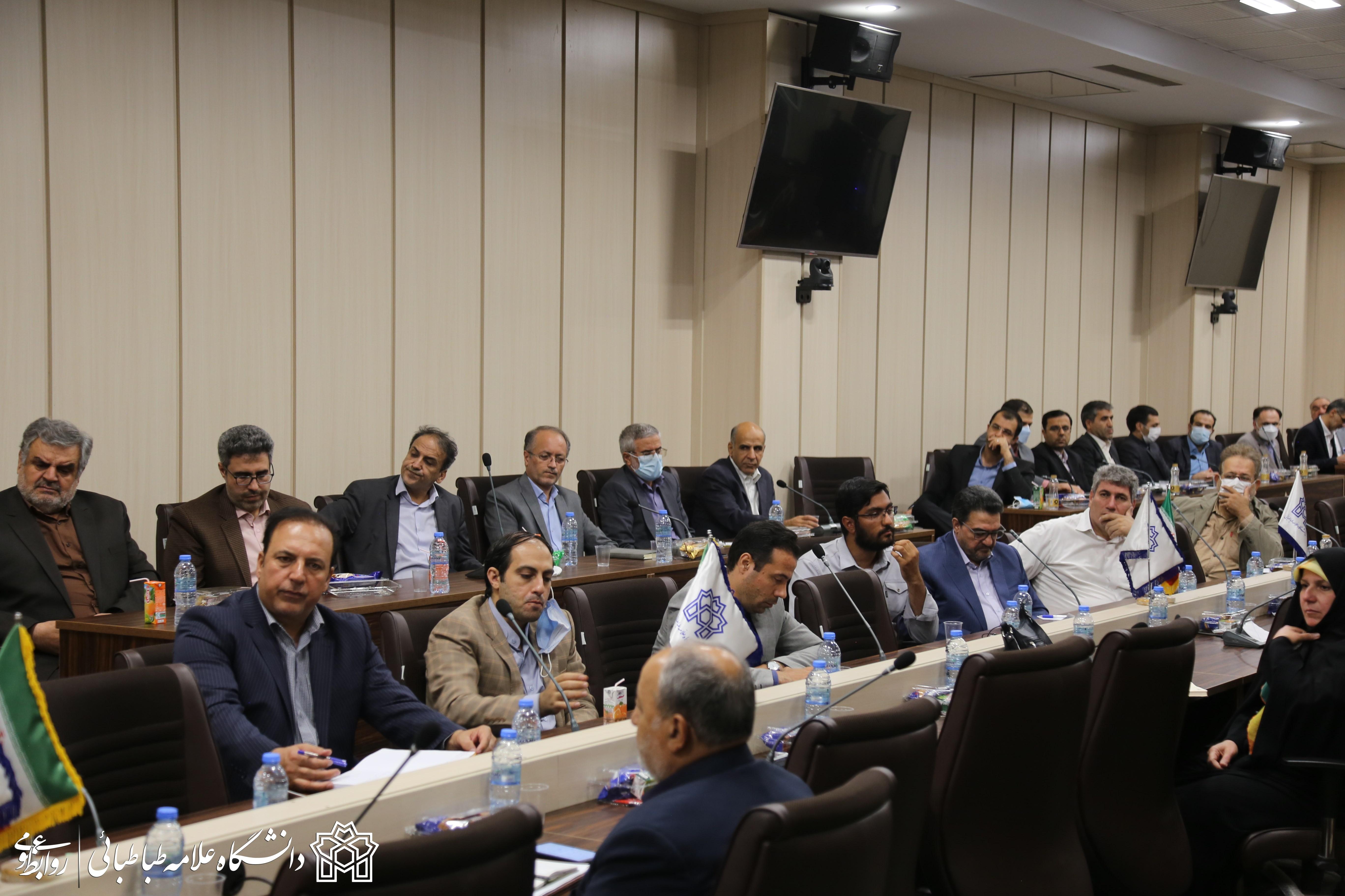 دومین نشست هم اندیشی با عنوان «دانشگاه و مسائل روز» در دانشگاه علامه طباطبائی برگزار شد