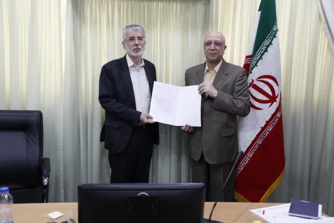 رئیس دانشگاه علامه طباطبائی به عضویت «قرارگاه مرکزی» احداث ۲۰۰ هزار مسکن دانشجویان متأهل منصوب شد