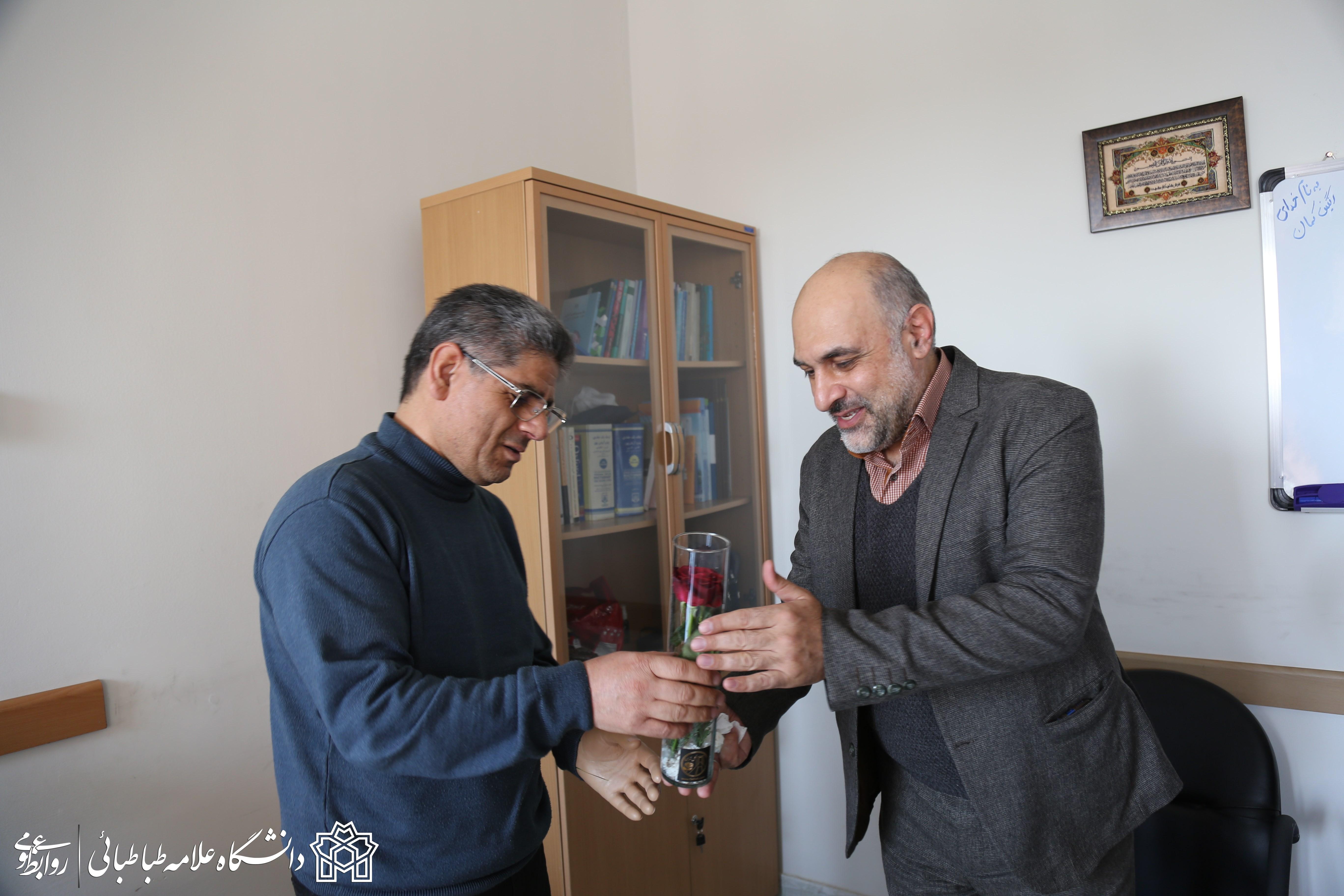 قدردانی مدیر روابط عمومی دانشگاه علامه طباطبائی از جانبازان و ایثارگران شاغل در دانشگاه
