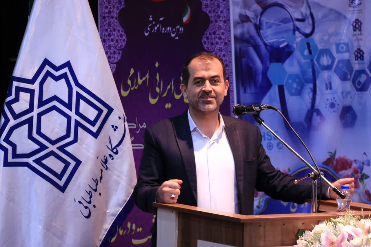 سازمان امور اداری و استخدامی باید طبق قانون، زمینه را برای جذب نیروی انسانی در مراکز مشاوره دانشگاه‌ها فراهم کند