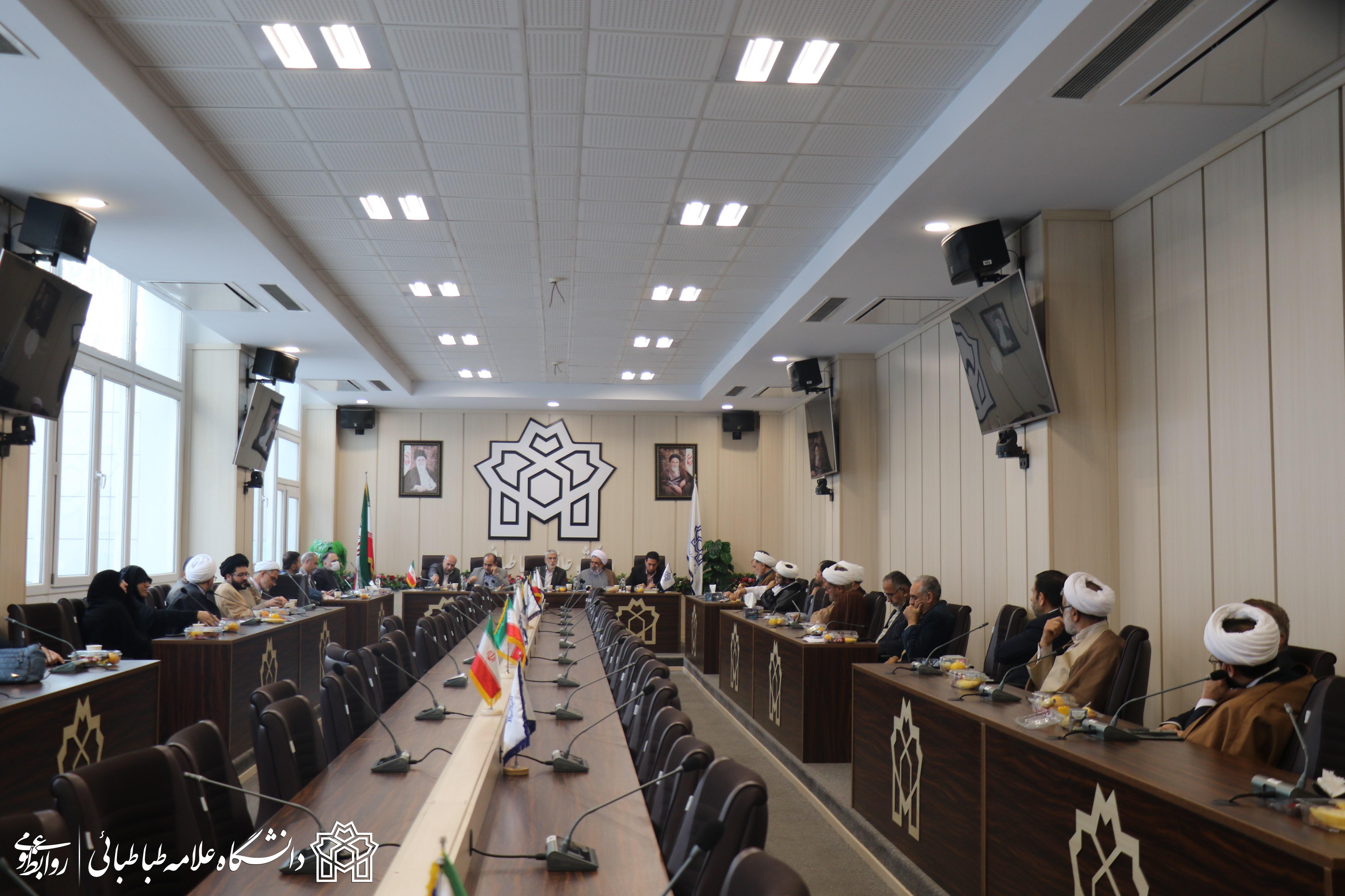 رشد ۶۵ درصدی فعالیت‌های پژوهشی دانشکده الهیات و معارف اسلامی در ۲ سال اخیر