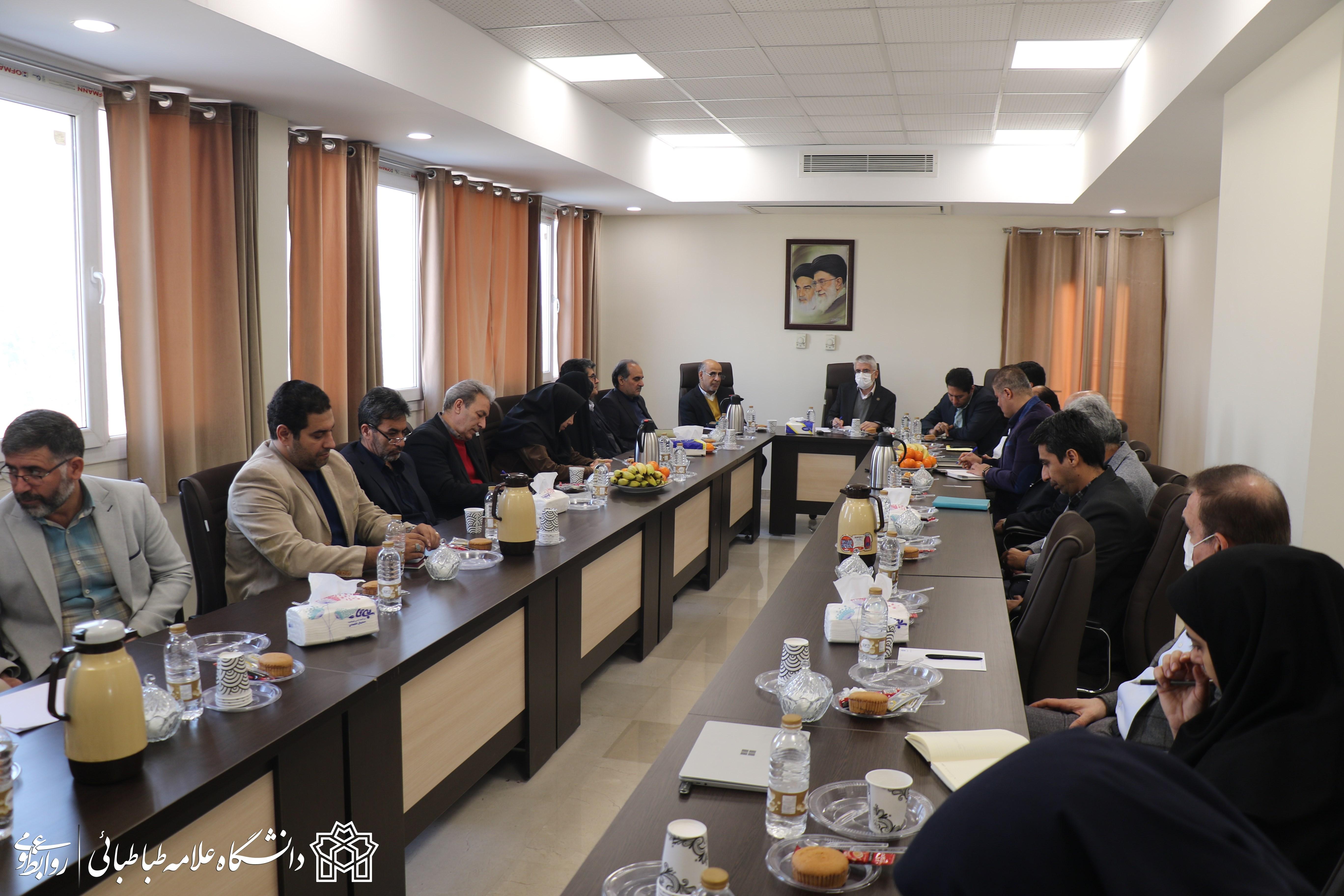 نشست هم اندیشی هیئت رئیسه دانشگاه علامه‌طباطبائی با اعضای هیئت علمی دانشکده تربیت بدنی و علوم ورزشی برگزار شد