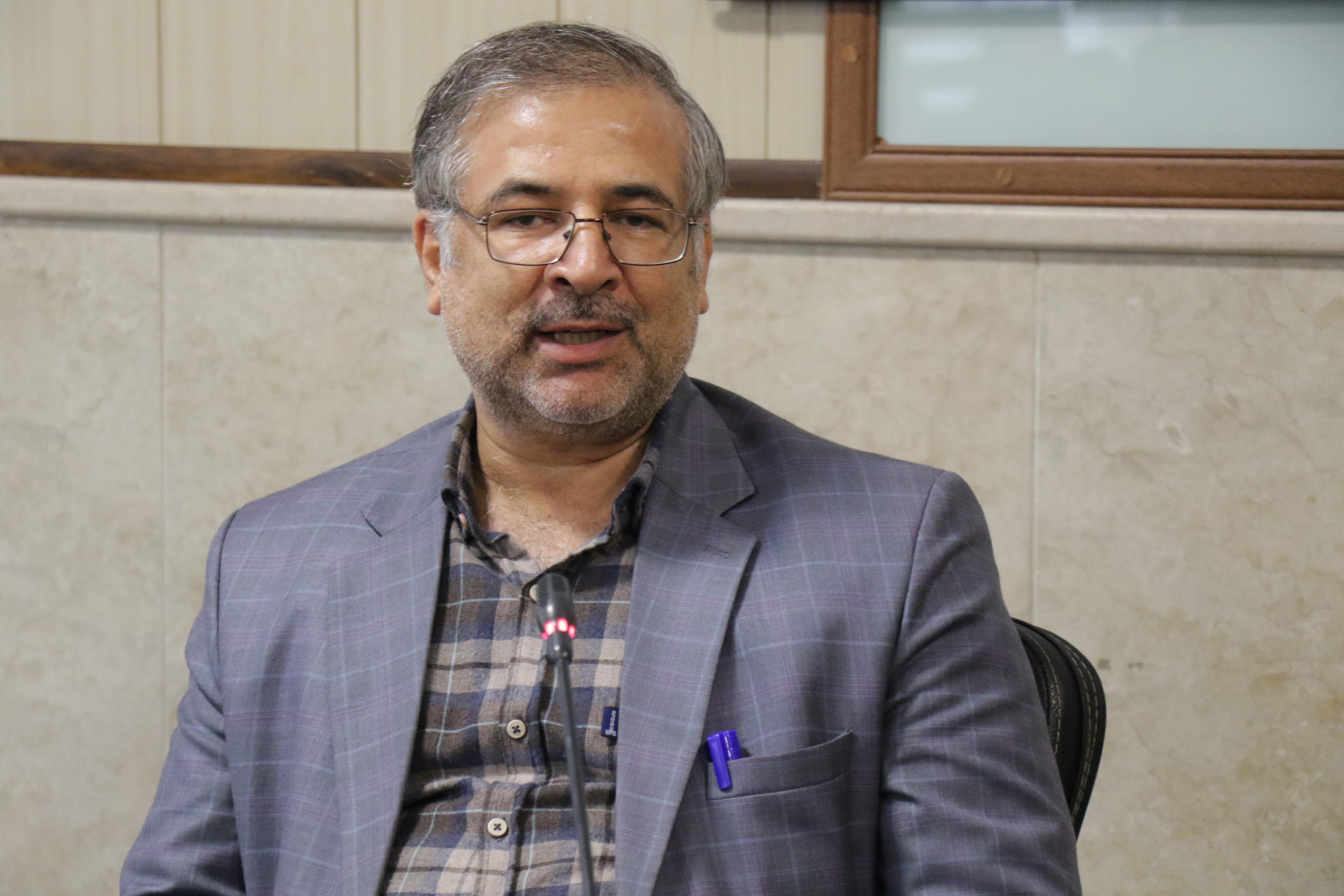 دکتر میرعلی سیدنقوی در جمع دانشمندان برتر جامعه و صنعت قرار گرفت