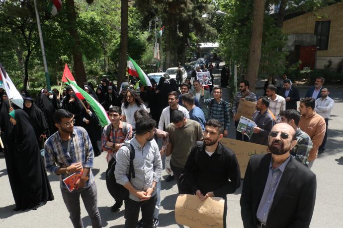 تجمع استادان، کارکنان و دانشجویان دانشکده ادبیات فارسی و زبان‌های خارجی دانشگاه علامه‌طباطبائی