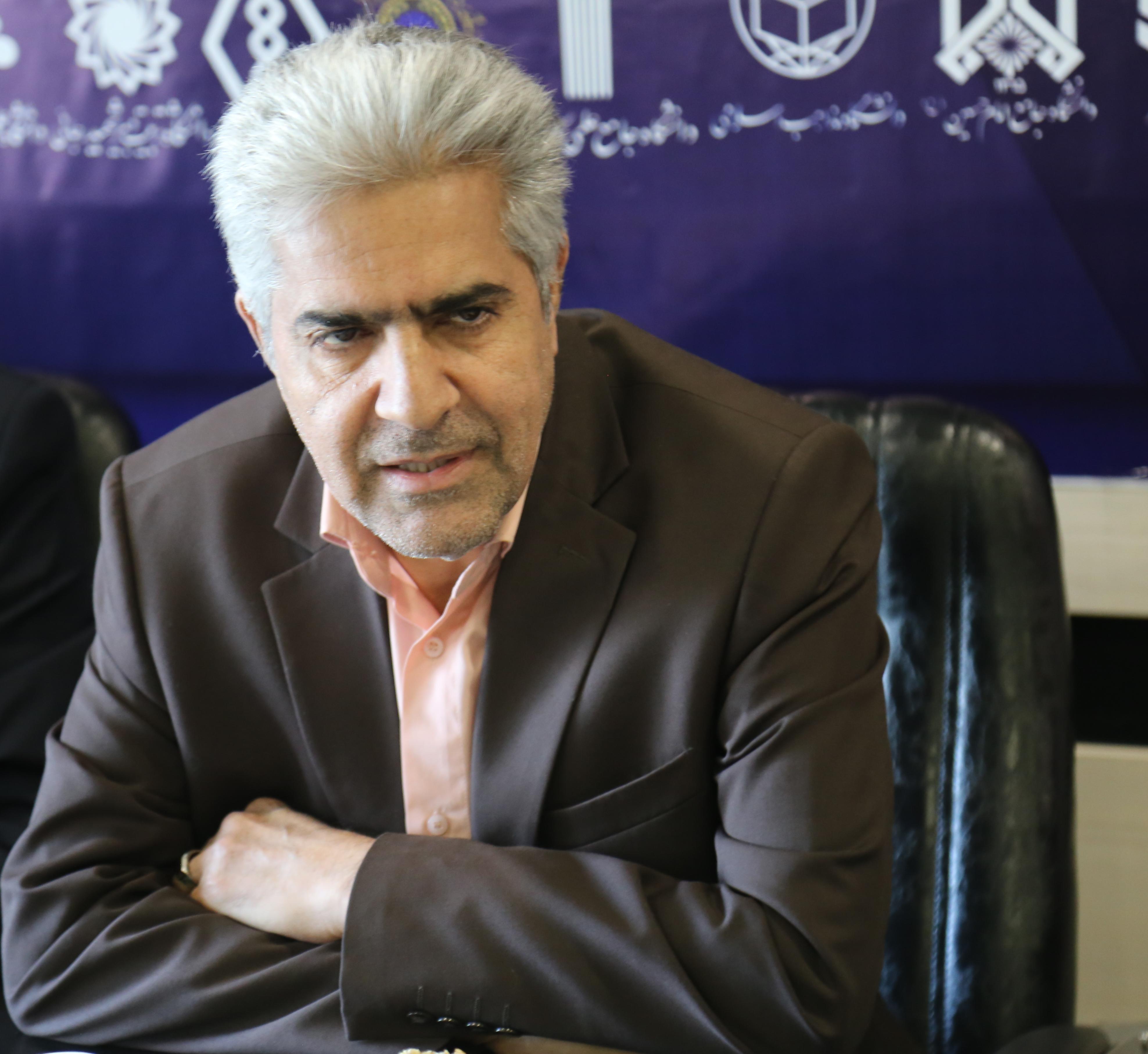 کارکرد دانشگاه رشد علمی و فرهنگی و خاطره‌سازی است