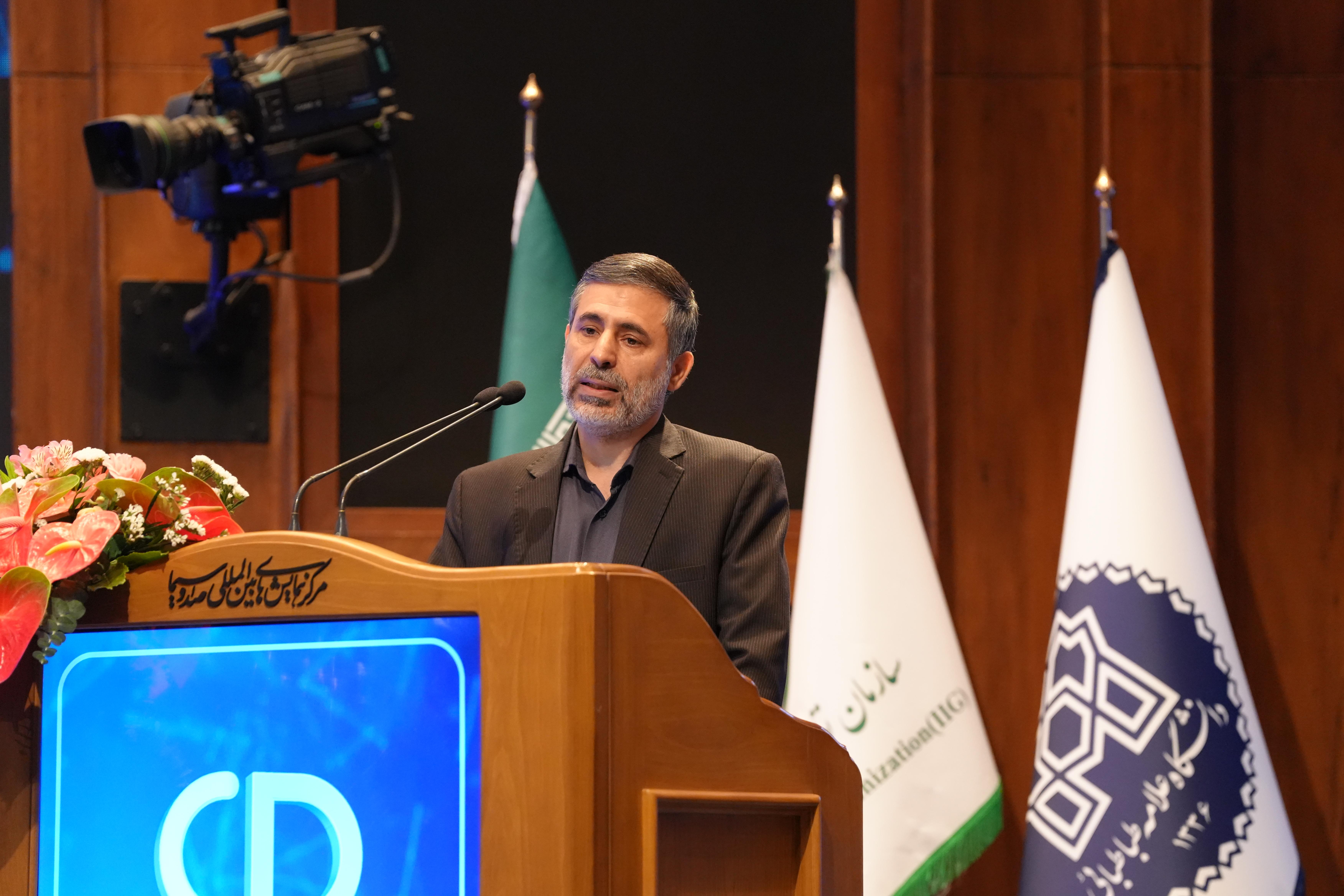 طراحی، نقد و پیاده‌سازی بلاک‌چین بدون حضور فعال علوم انسانی، نه‌تنها ناقص بلکه خطرناک است