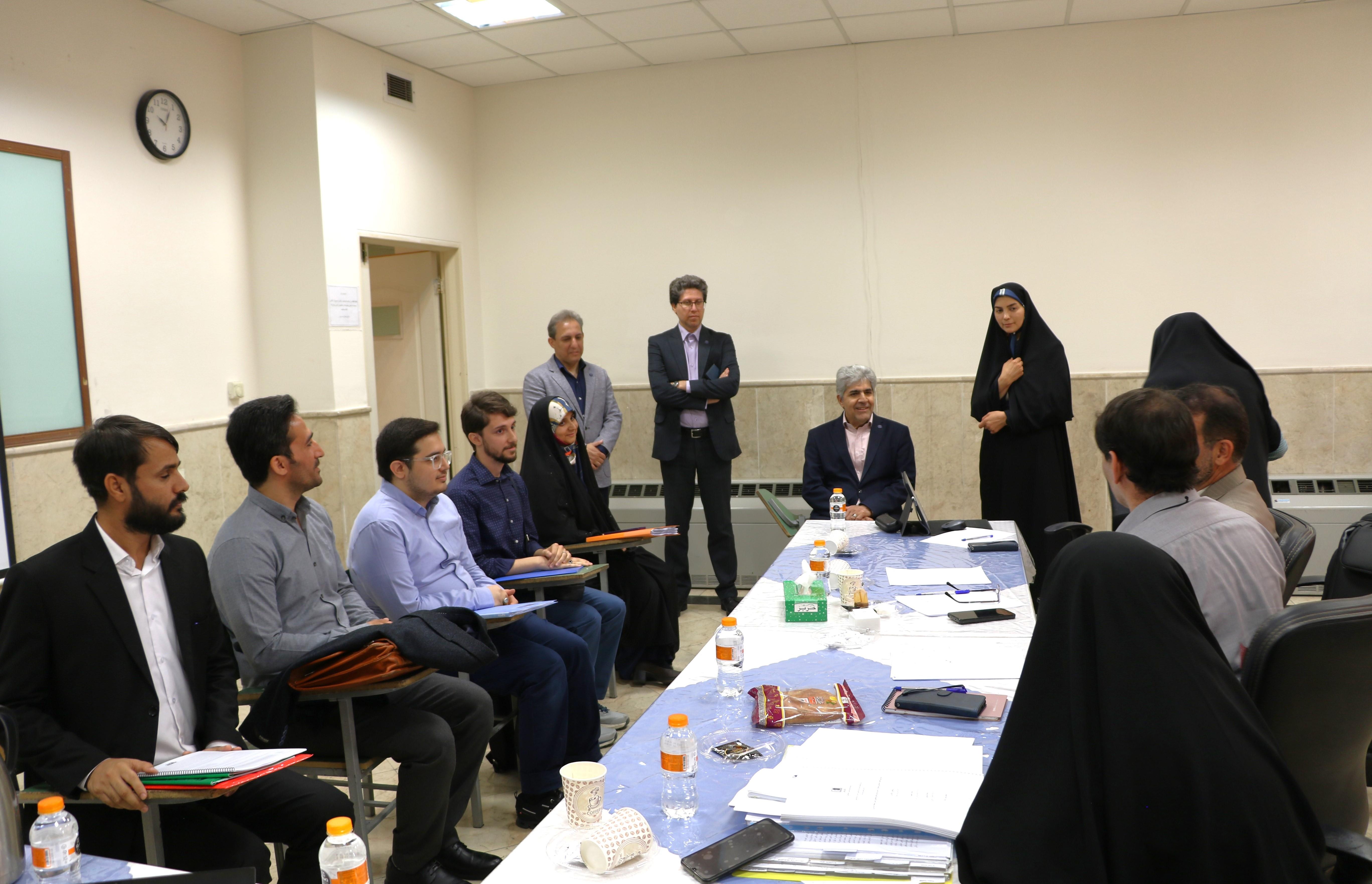 بازدید رئیس دانشگاه علامه طباطبائی از روند مصاحبه‌های دکتری/ تاکید بر ارتقای کیفیت ارزیابی داوطلبان