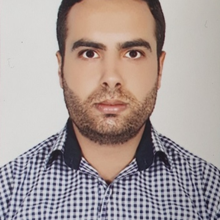 سلیم خاکدان