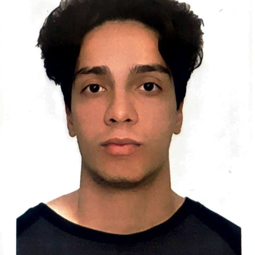 وحید آقائی