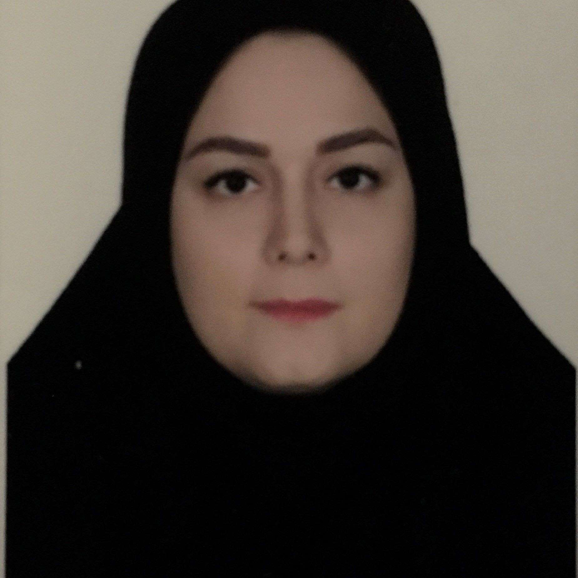 مونا لیلی آبادی