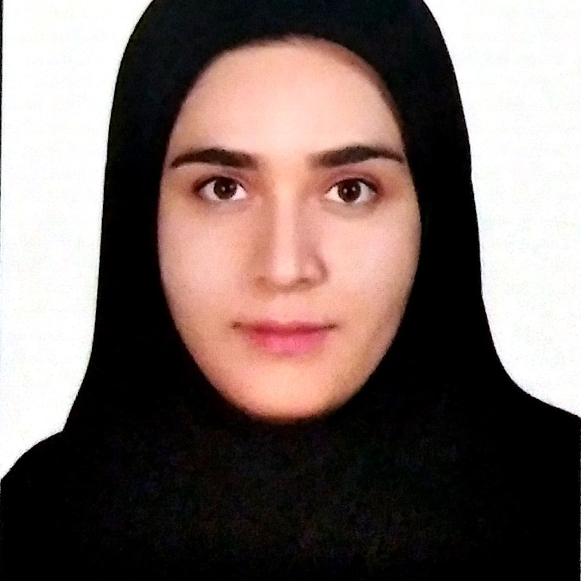 یگانه کمال آبادی