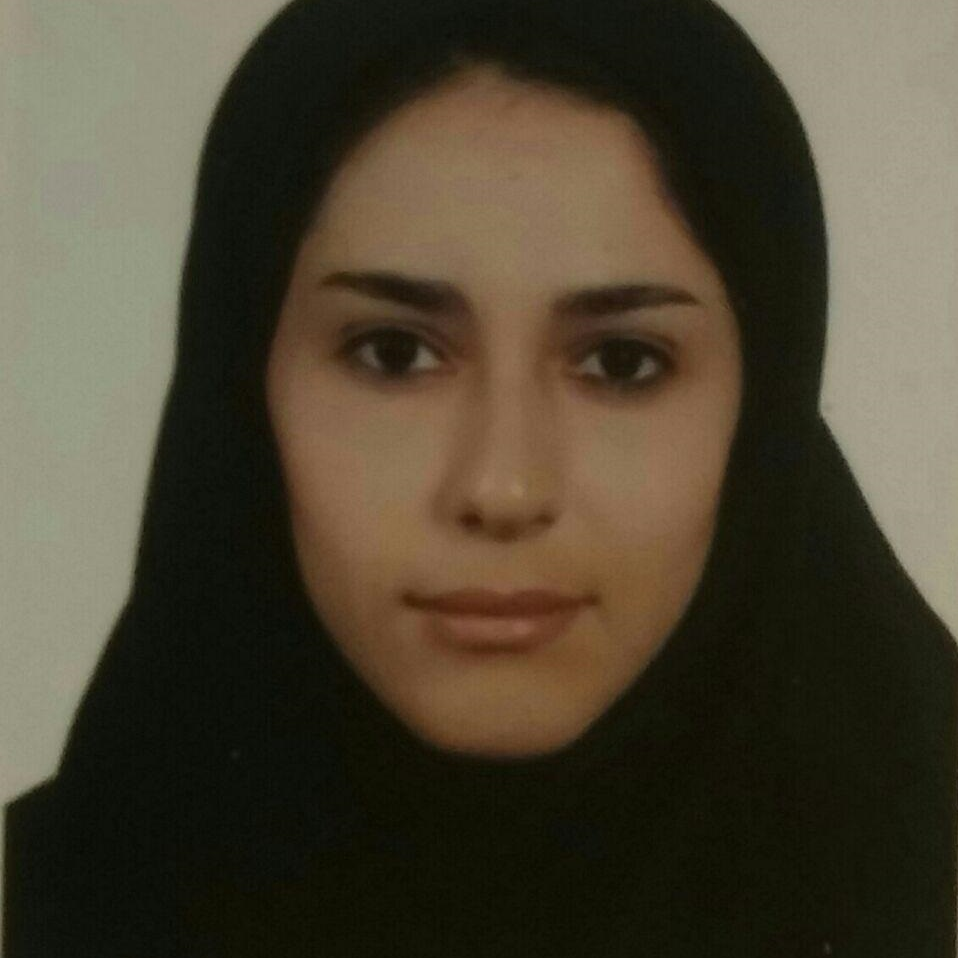 نیلوفر شیرازیان
