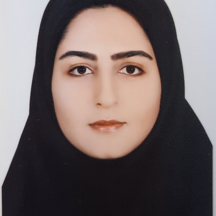 نیلوفر نصیری
